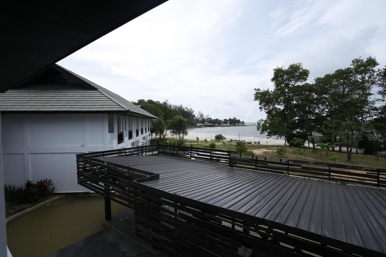 Kahyangan Resort Singkawang Exterior photo